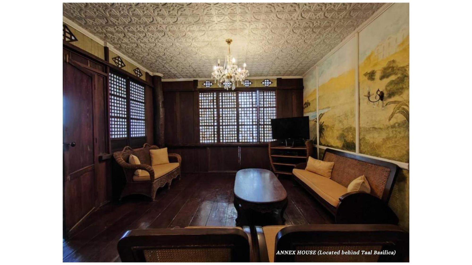 Paradores Del Castillo Taal Экстерьер фото